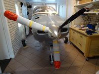 Fitting the propeller &#38; spinner